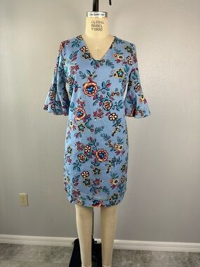 Light Blue Floral V-Neck Shift Dress Nicole Miller Dress Size 8